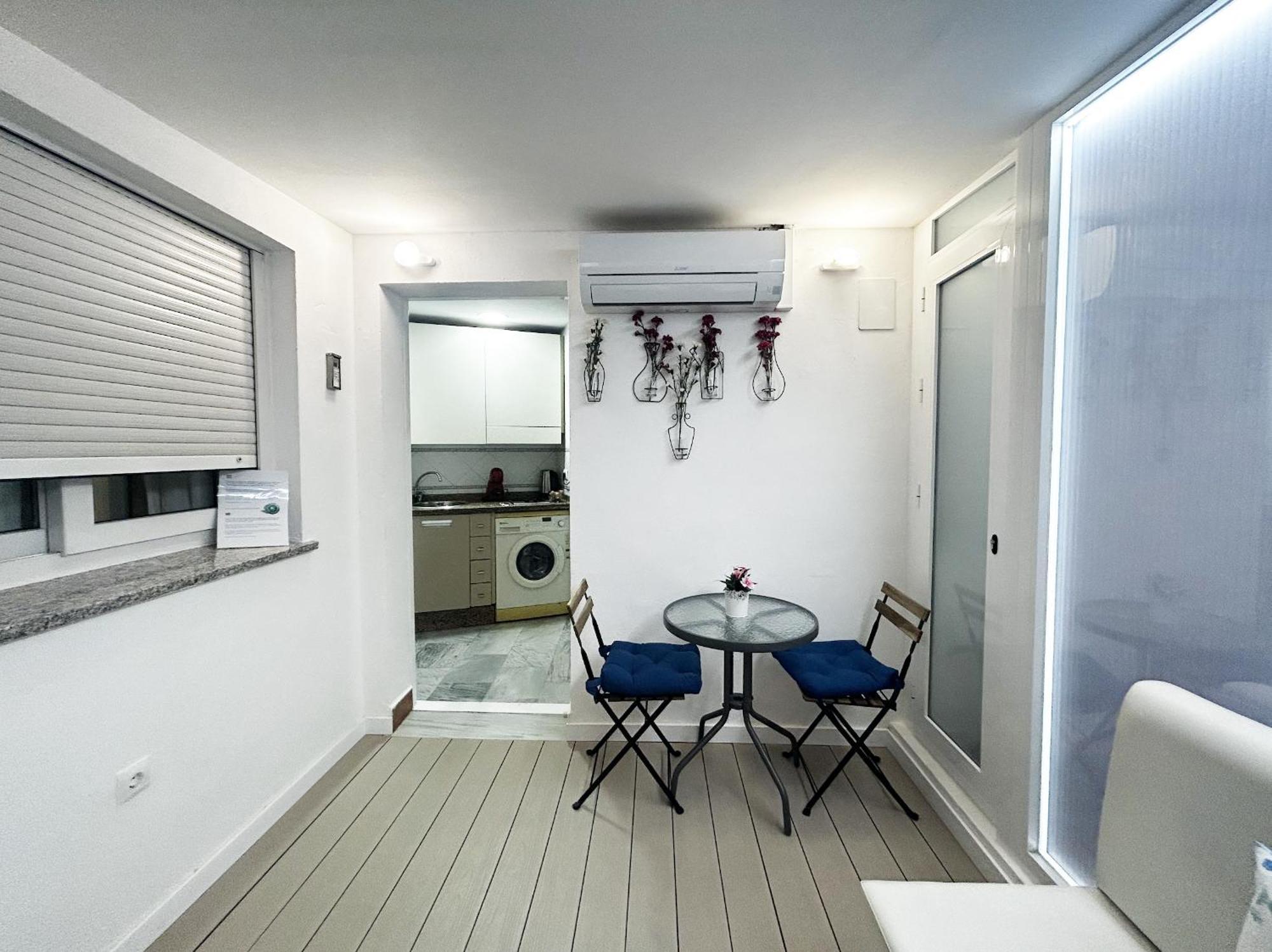 Apartamentos Maribel Málaga Exterior foto