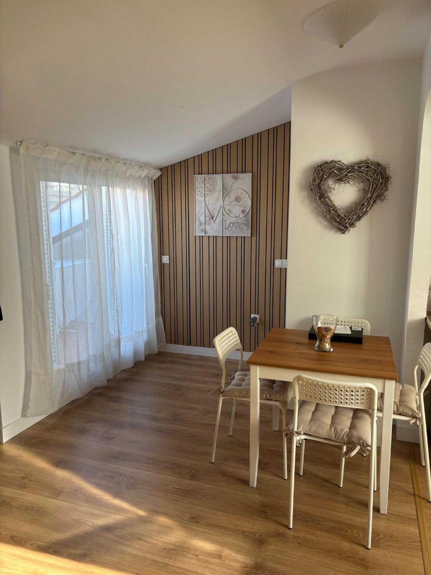 Apartamentos Maribel Málaga Exterior foto