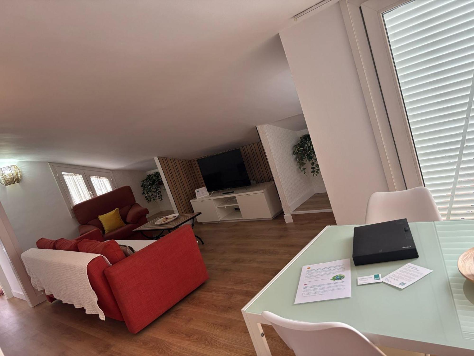 Apartamentos Maribel Málaga Exterior foto
