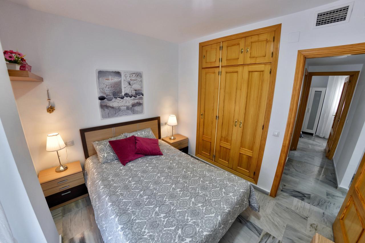 Apartamentos Maribel Málaga Exterior foto