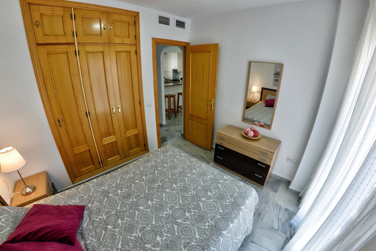 Apartamentos Maribel Málaga Exterior foto
