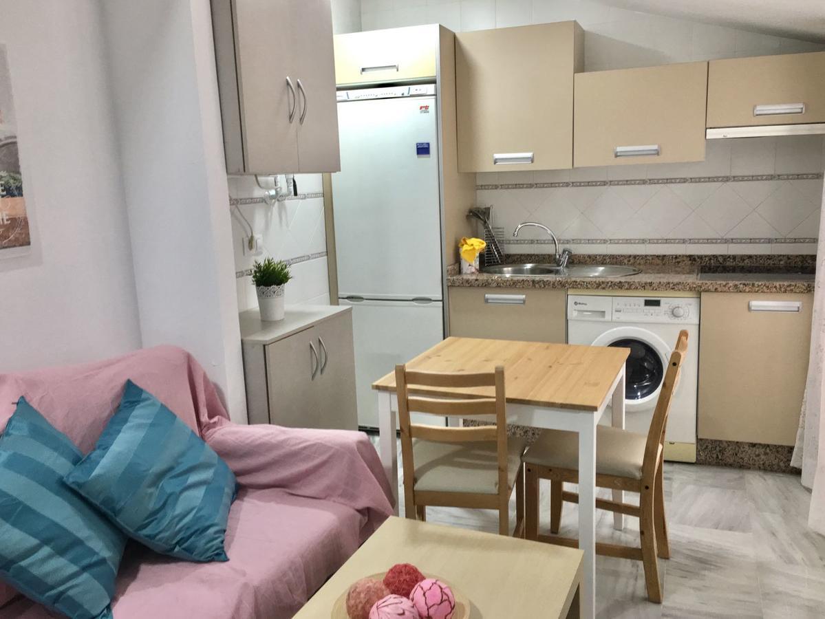 Apartamentos Maribel Málaga Exterior foto